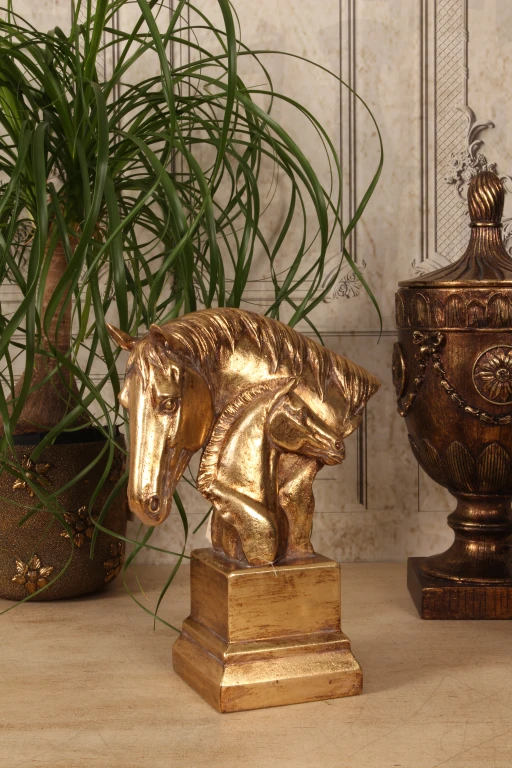 Hästhuvuden skulptur - guld - 30 cm