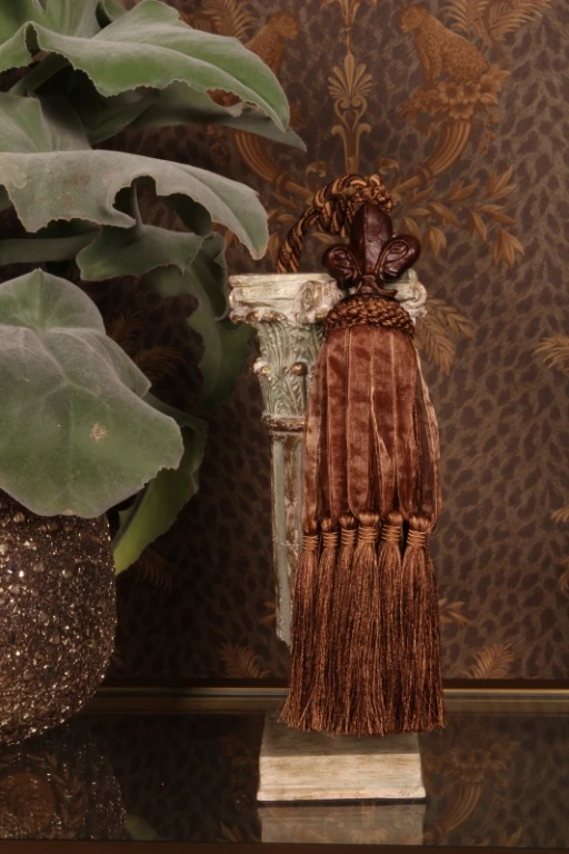 Gardinstjälp Fleur de Lis - 70 cm - brun - tyg