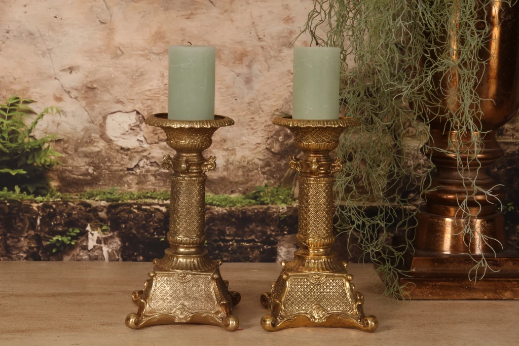 Kandelaber - 22,5 cm - guld - konstharts