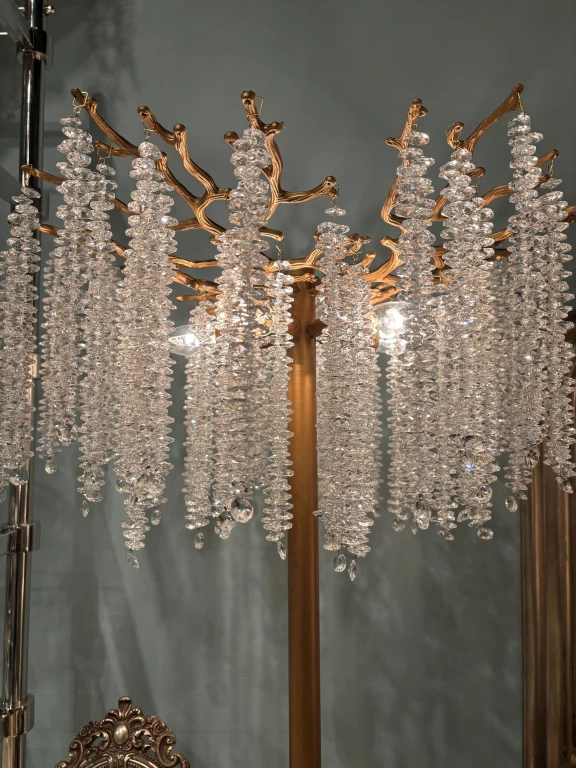 Bordslampa Waterfall - guld - järn och glas - 85 cm